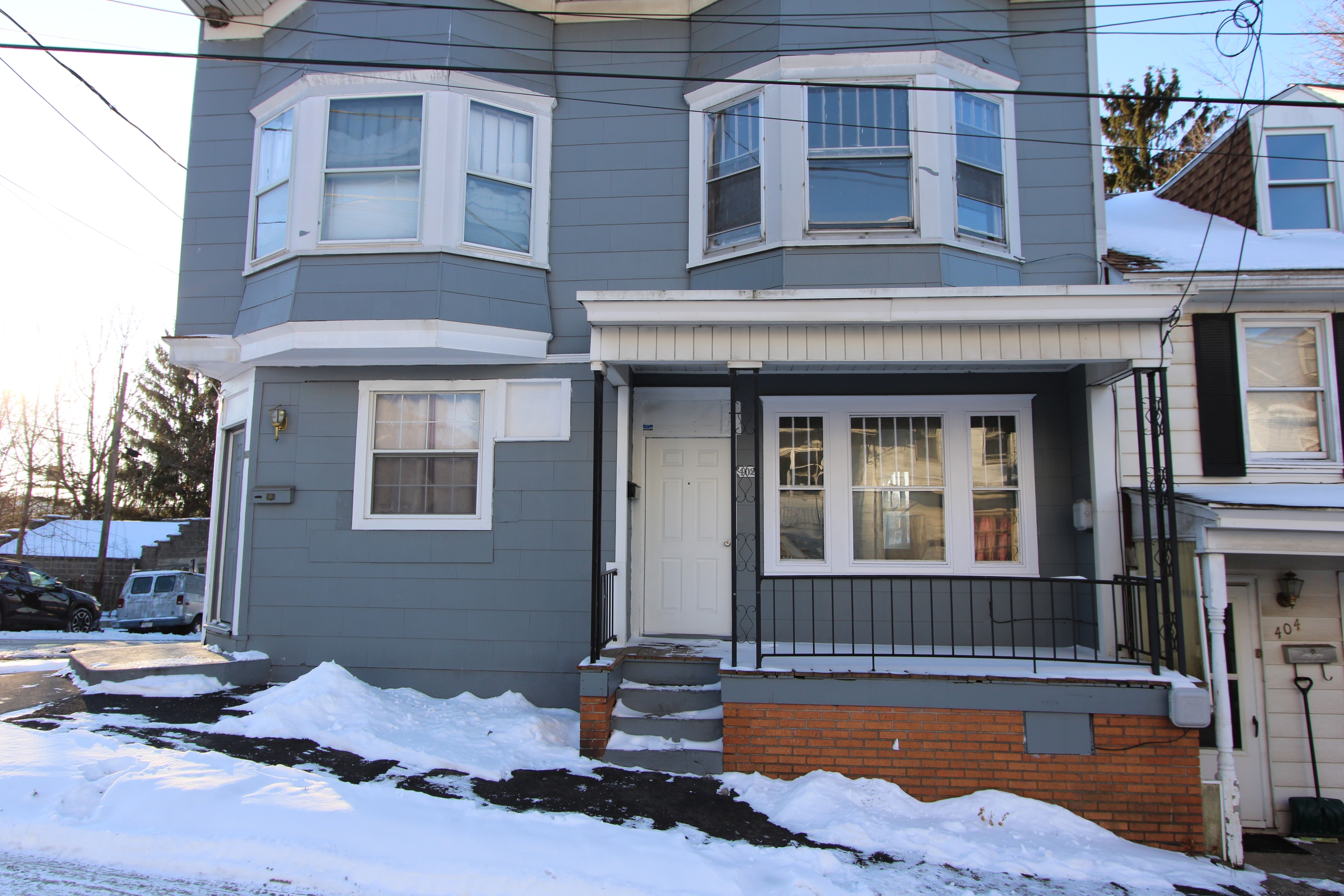 402 West Cherry Street - 1